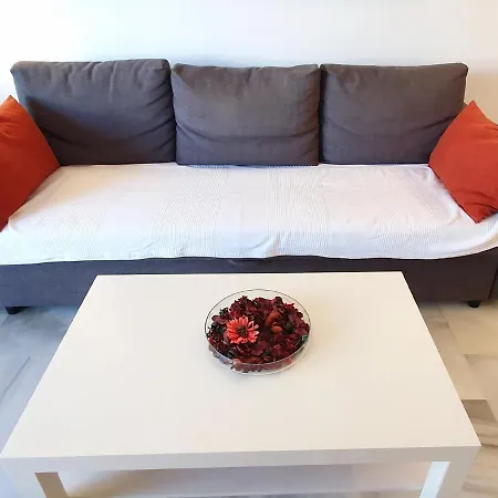 Skol 444. Fantastic Renovated 1 Bed In Skol * マルベーリャ