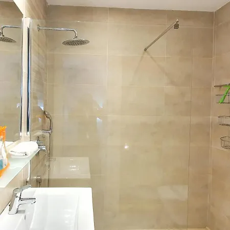 Skol 444. Fantastic Renovated 1 Bed In Skol Apartamento *
